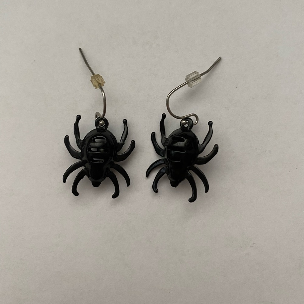 Spider Earrings 🕷, Dangling w small bells inside